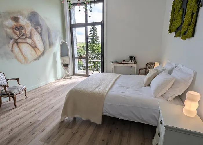 Manoir Des Reves Sauvages Hotel 3*